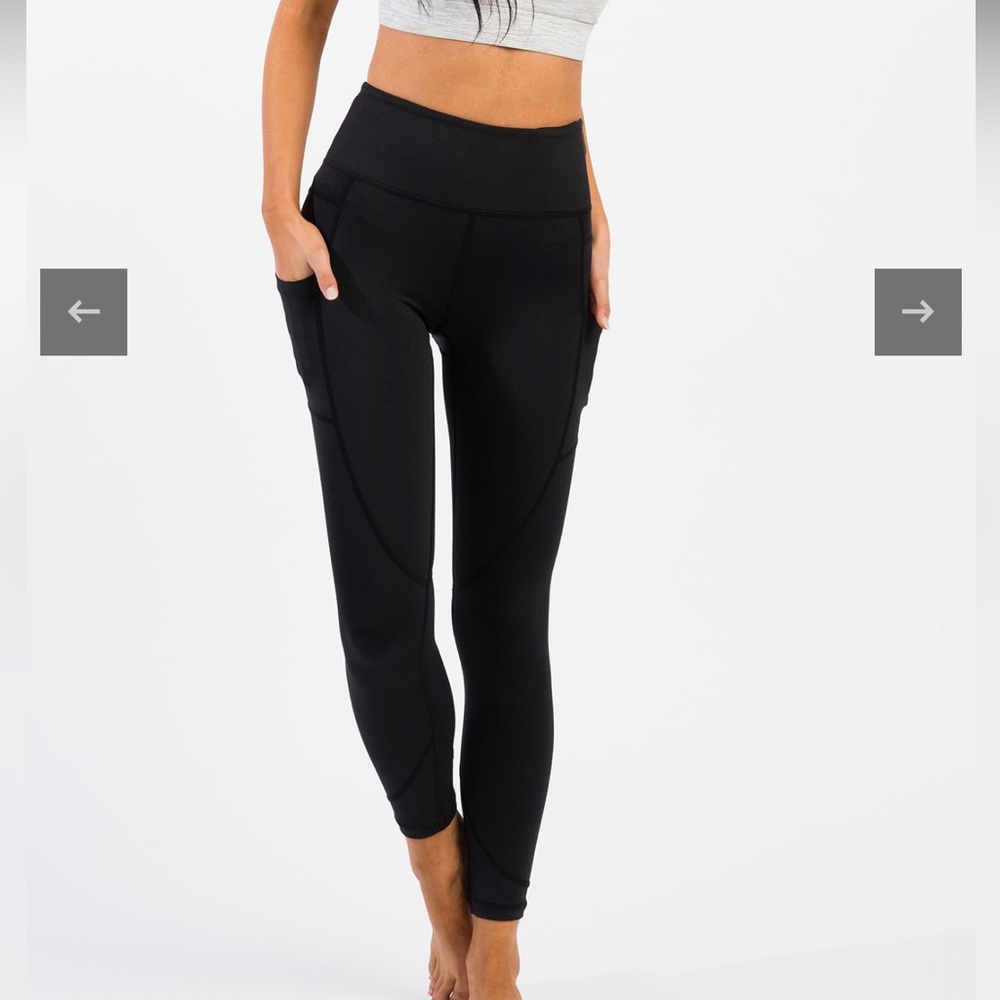 Zyia Active Black LNT 8-10